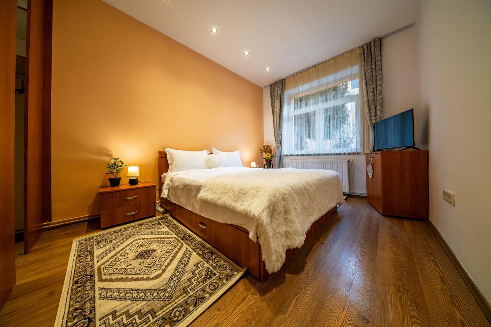 John Residence Apartment Brasov With Parking Option Dış mekan fotoğraf